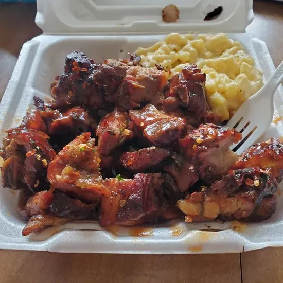 TNT Lil Brothers BBQ