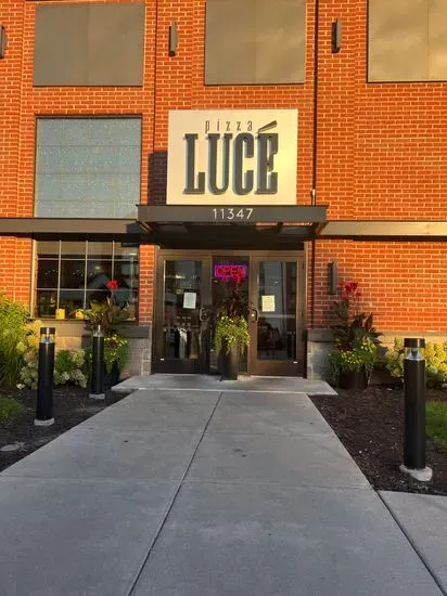 Pizza Lucé Eden Prairie