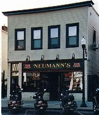 Neumanns Bar