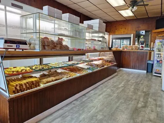 Carmen's Italian Bakery