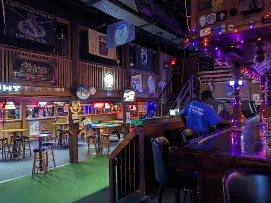 Pyrates Sports Bar