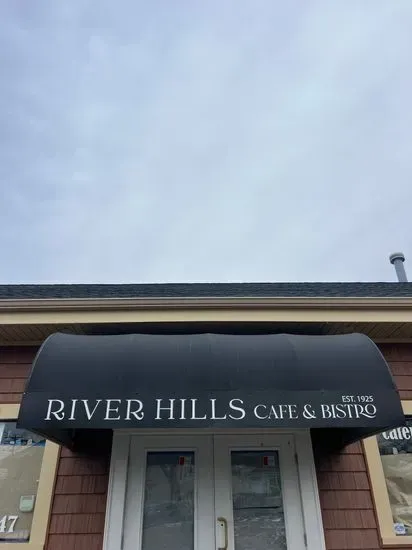 River Hills Cafe and Bistro (formerly John's Cracker Barrel)