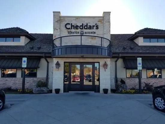 Cheddar's Scratch Kitchen