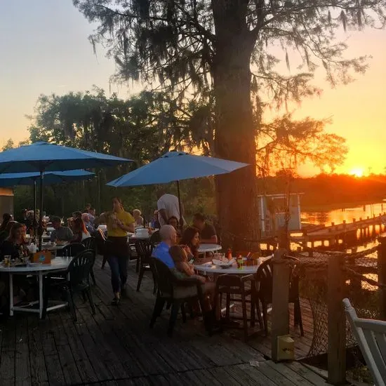 Capt. Bob Beck’s Marina Cafe