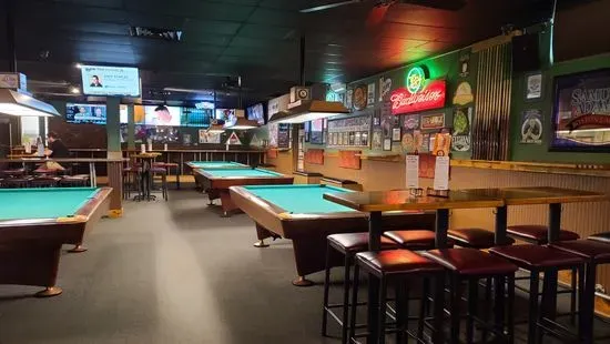 Jake's Pub & Billiards