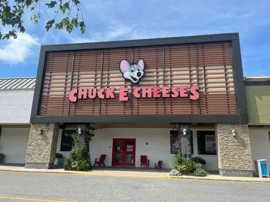 Chuck E. Cheese