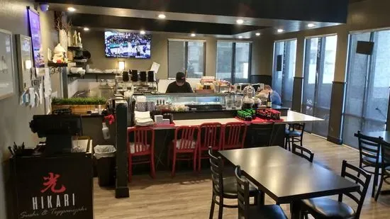 Hikari Sushi & Teppanyaki