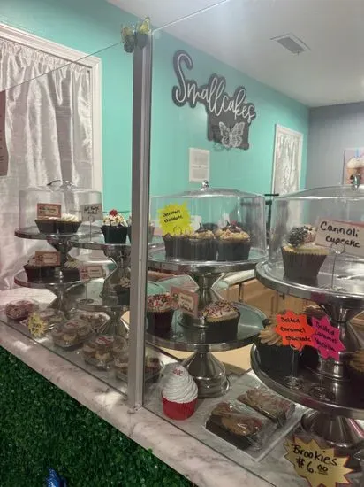 Smallcakes Cupcakery and Creamery - Rock Hill