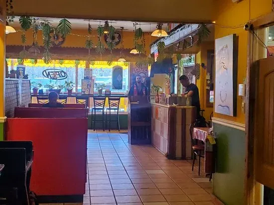 La Bamba Burrito Express