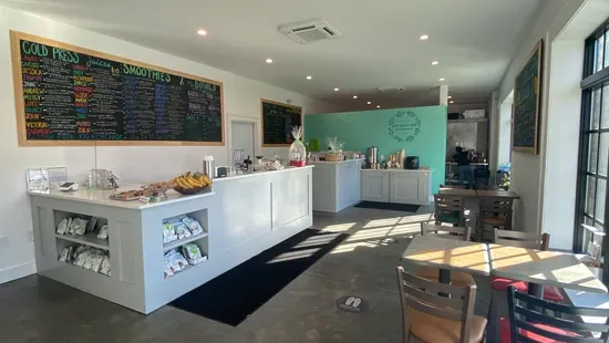 Guallpa's Green Bati Juice Bar