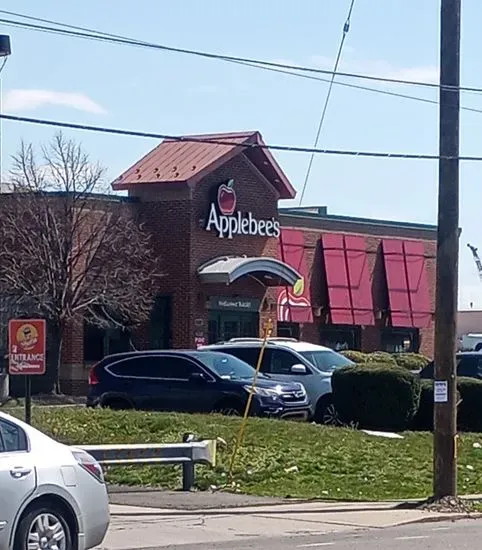 Applebee's Grill + Bar