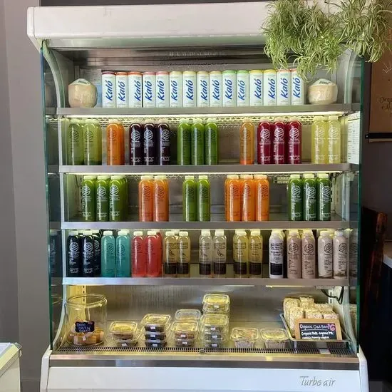 Nourished By Nature Smoothie & Cold Pressed Juice Shop