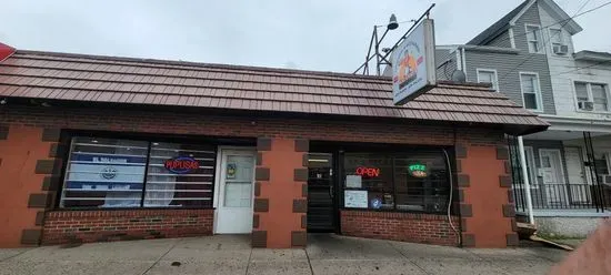 Mauceri's Pizzeria & Hispanic Restaurant