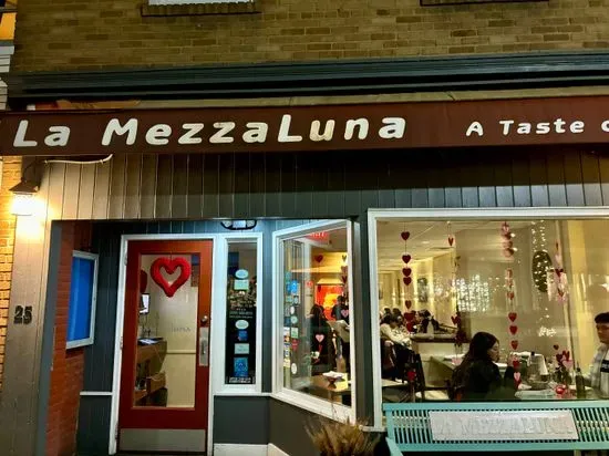 La Mezzaluna