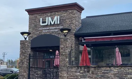 Umi Japanese Steakhouse & Sushi Lounge