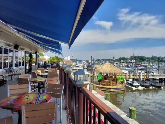 River Rock Restaurant & Marina Bar