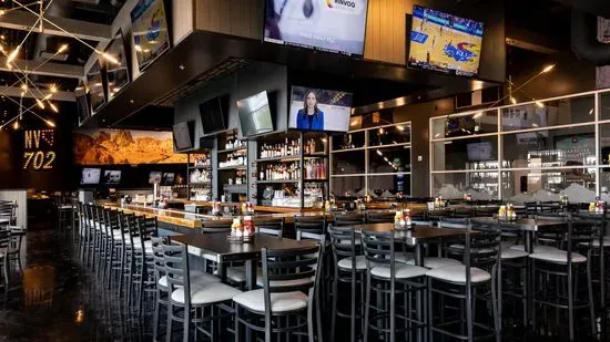 Craggy Range Sports Bar & Grill