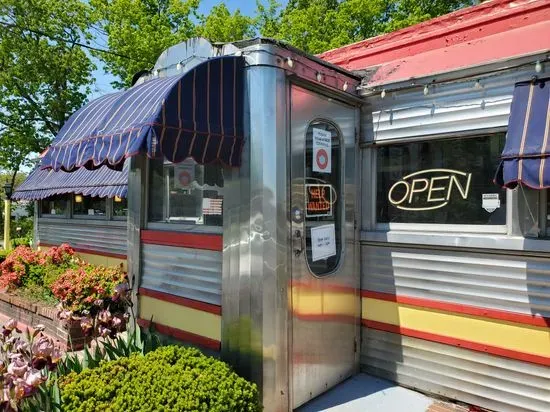 Roadside Diner