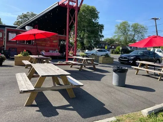 Uncle Johns BBQ Stand