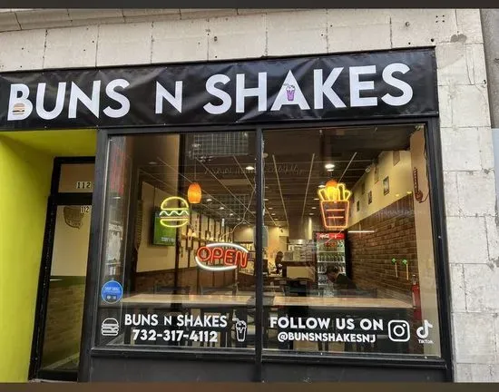 Buns N Shakes