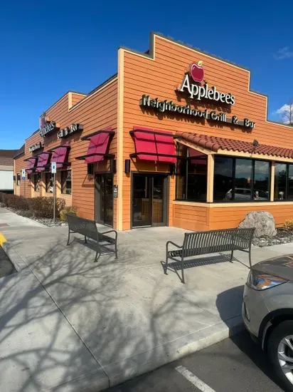 Applebee's Grill + Bar