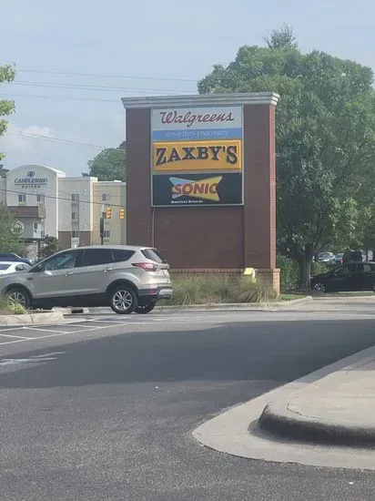 Zaxbys Chicken Fingers & Buffalo Wings