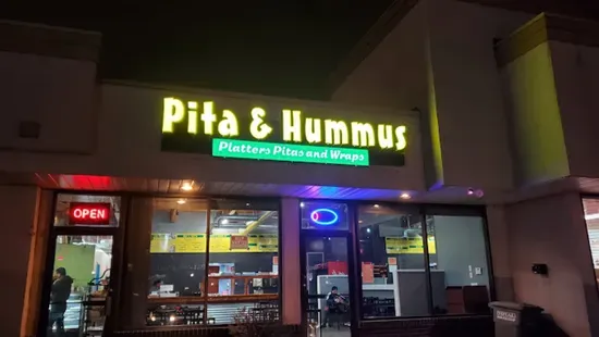 Pita & Hummus