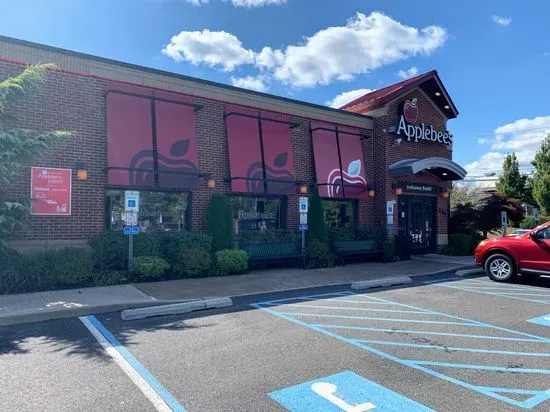 Applebee's Grill + Bar