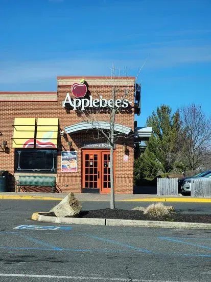 Applebee's Grill + Bar