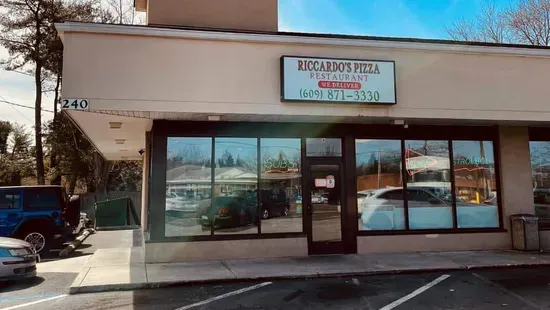 Riccardo's Pizza & Restaurant