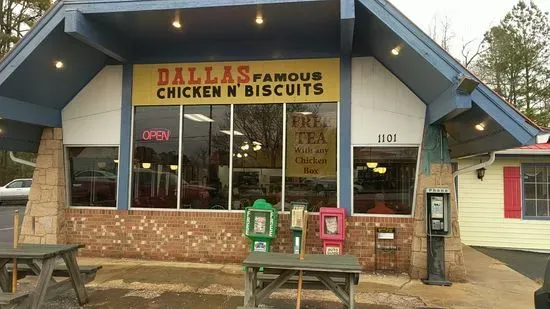 Dallas Famous Chicken n' Biscuits