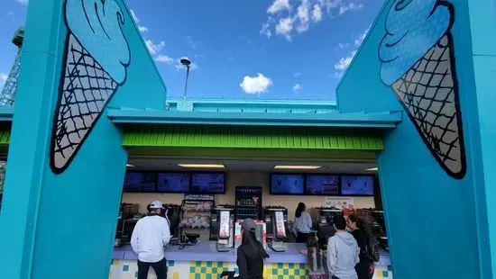 Planet Snoopy Ice Cream