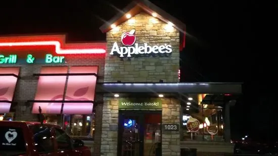 Applebee's Grill + Bar