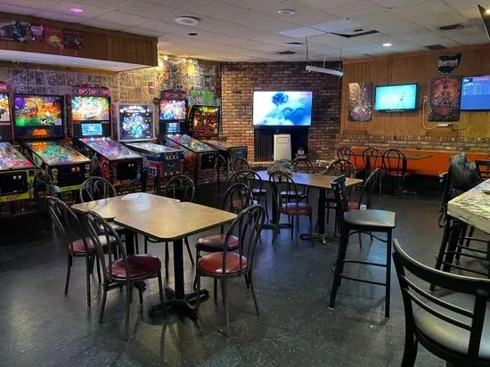 The Basement: Toledo's Pinball Pub