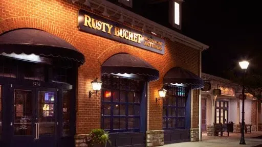 Rusty Bucket Restaurant and Tavern