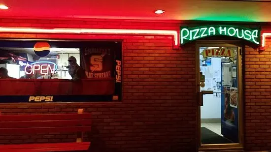 Pizza House East - Sandusky, OH