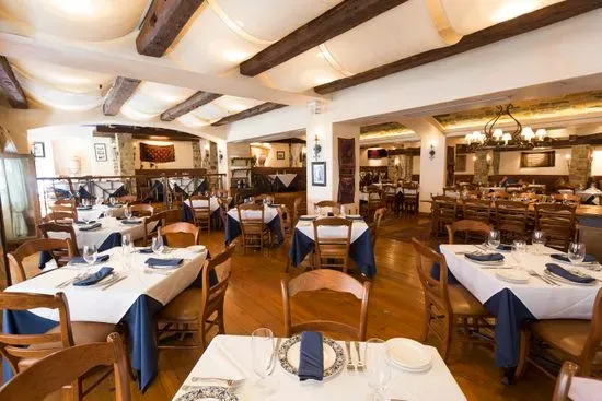 Estia Restaurant