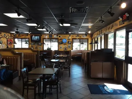 Zaxbys Chicken Fingers & Buffalo Wings