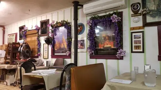 Bangkok 103 Cafe