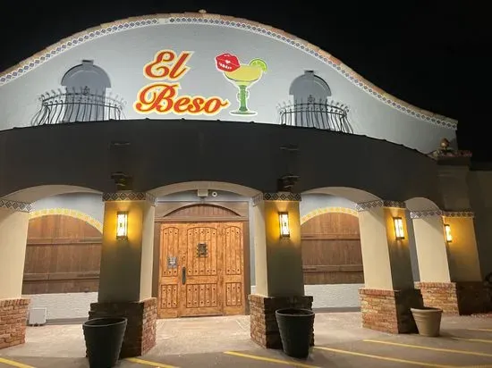 El Beso Mexican Restaurante & Cantina at the Gateway to Milwaukee