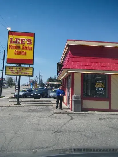 Lee's Famous Recipe Chicken