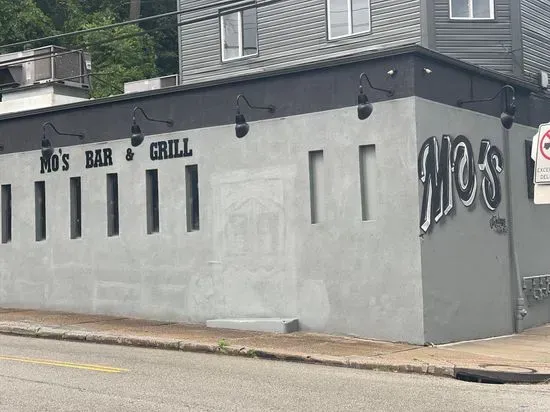 MO’S BAR & GRILL