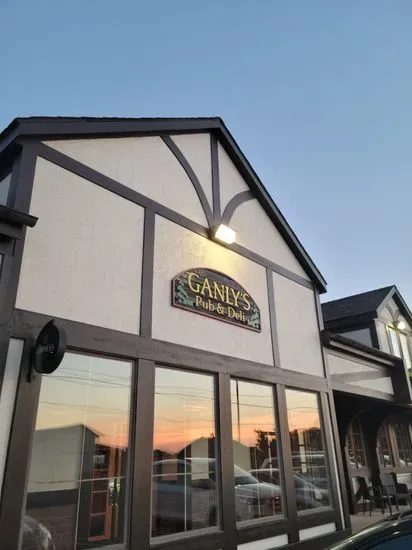 Ganly's Irish Pub & Restaurant