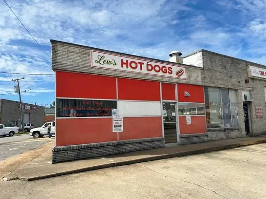 Lew's Hot Dogs