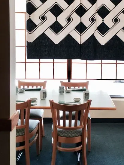 Yoshi's Japanese Restaurant