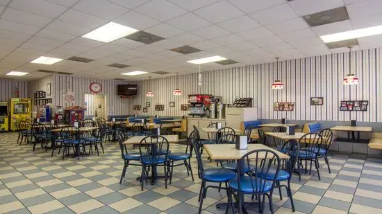 Ye Ole Fashioned Ice Cream & Sandwich Cafe