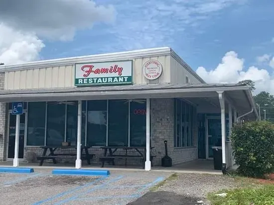 FAMILY Restaurant