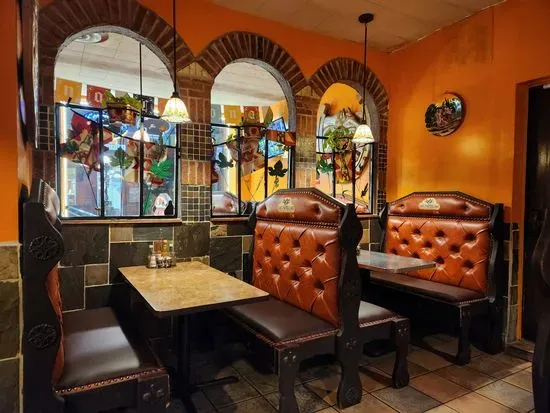 Los Potrillos Mexican Restaurant Bar & Grill