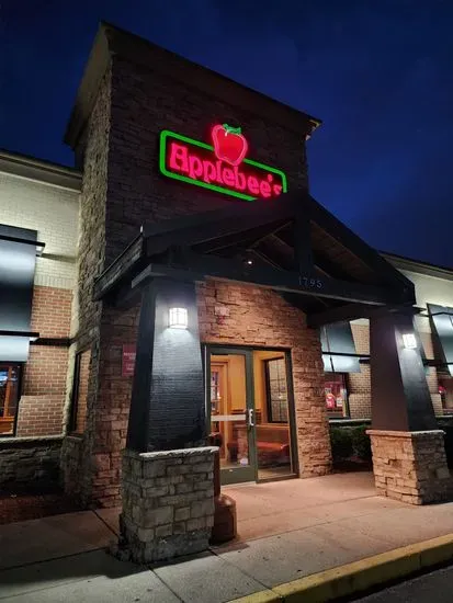 Applebee's Grill + Bar