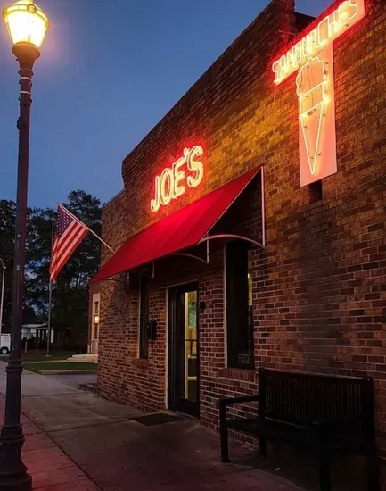 Joe's Ice Cream Parlor